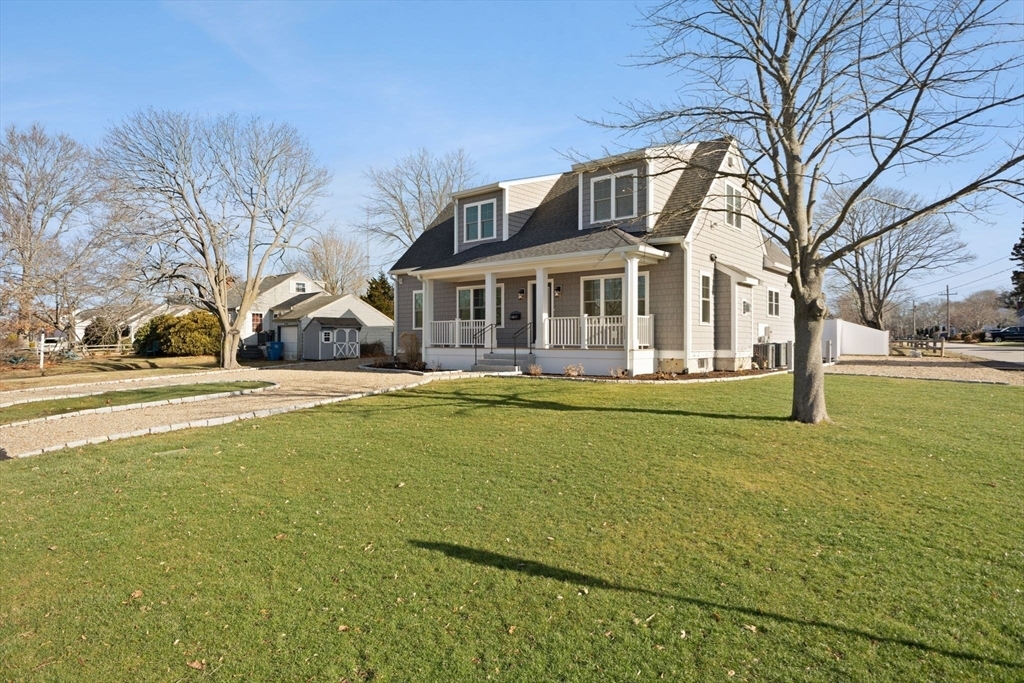 Property Photo:  16 Falmouth Heights Rd  MA 02540 