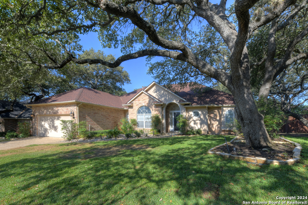 Property Photo:  1511 Pheasant Rdg  TX 78248 