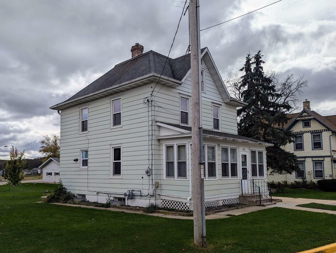 Property Photo:  2820 Church Street  WI 53528 