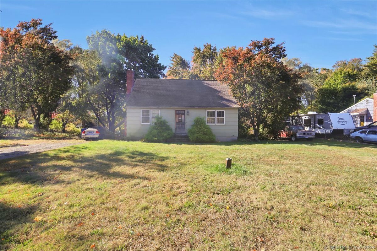 Property Photo:  27 Meadow Road  CT 06013 