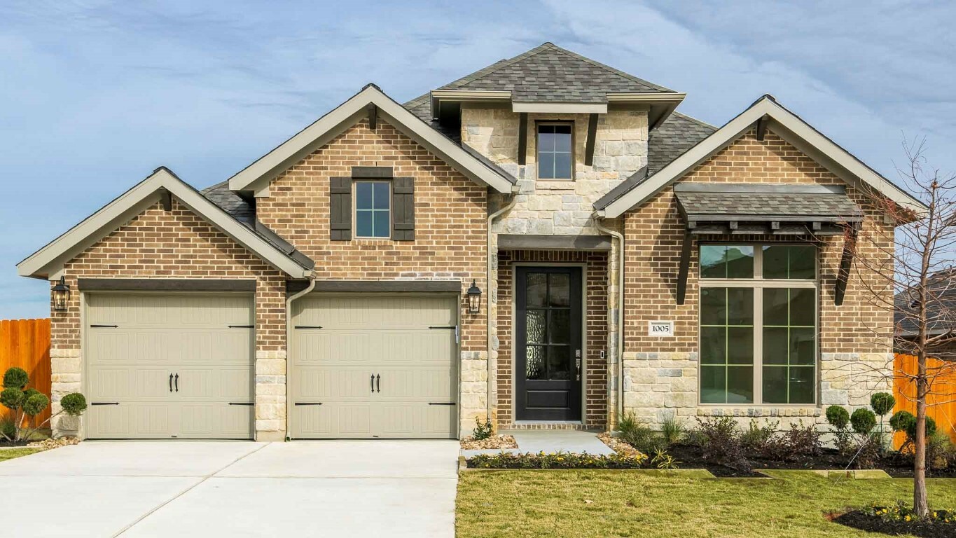 Property Photo: 1005 Lariat Loop TX 78642
