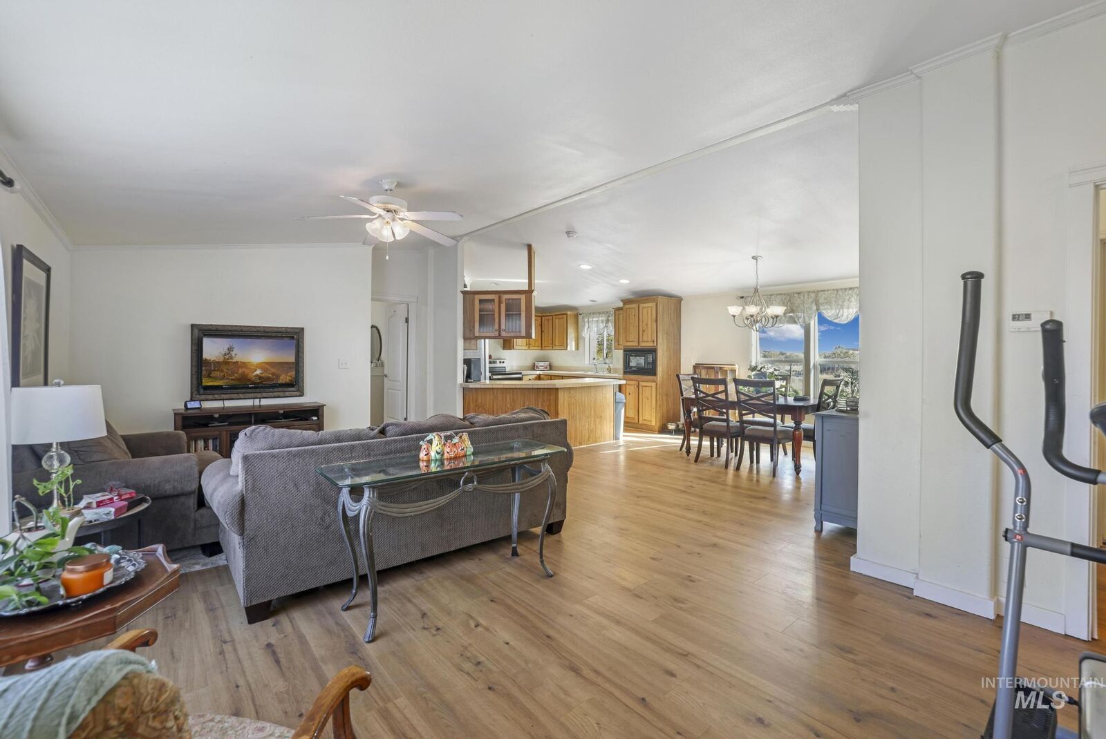 Property Photo:  832 N 1350 E  ID 83349 