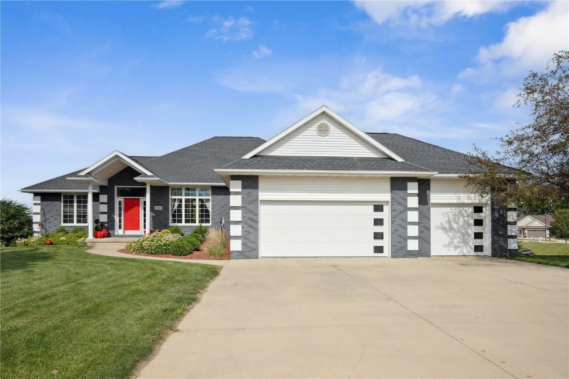 Property Photo:  2885 Brandon Court  IA 52302 