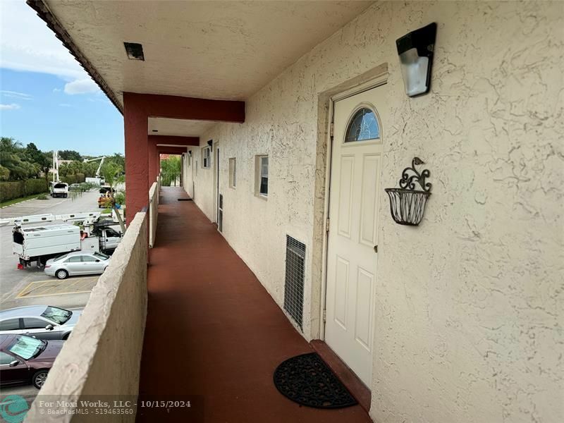 Property Photo:  899- S S Hollybrook Blvd 303  FL 33025 