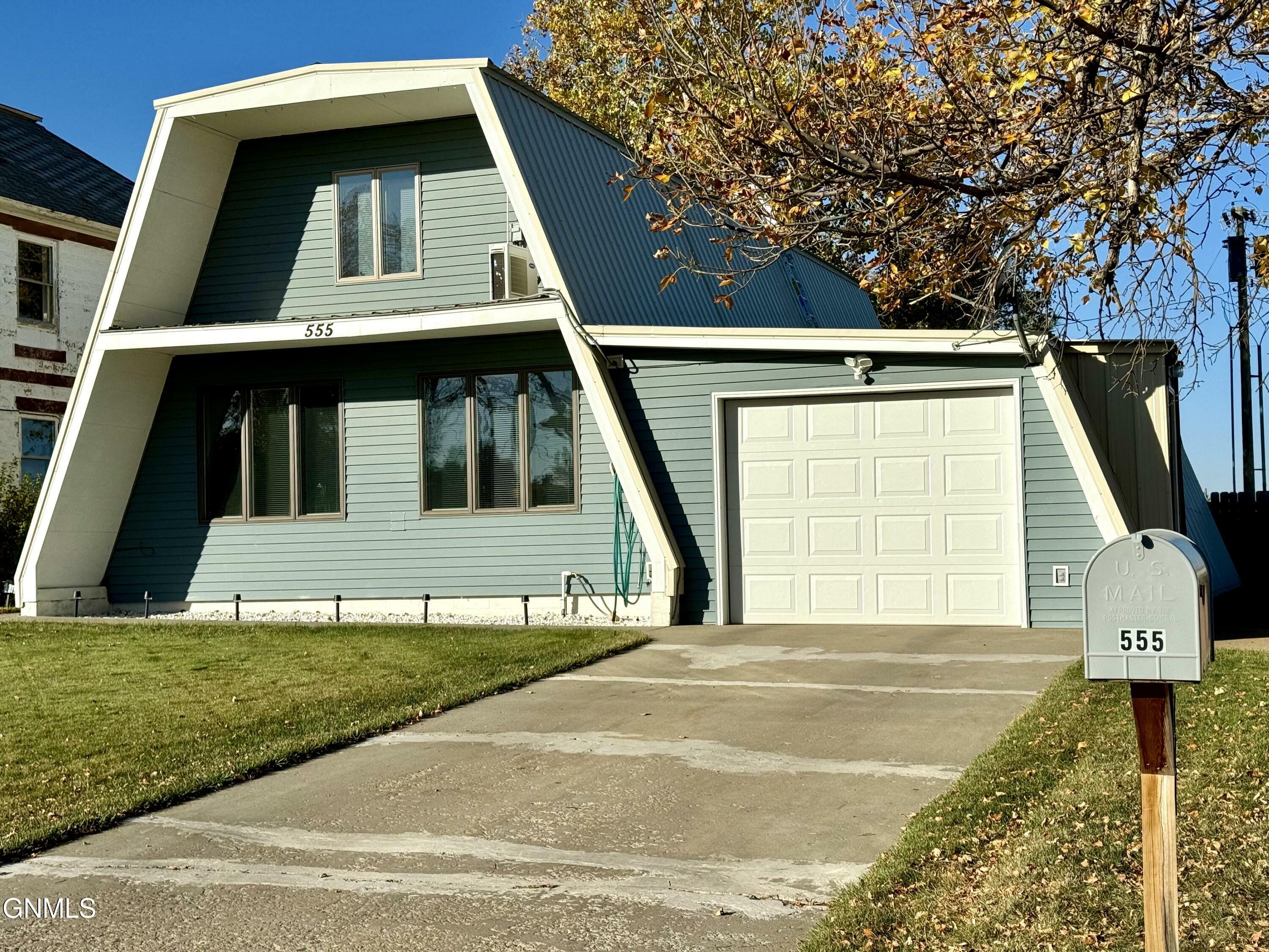 Property Photo:  555 1st Avenue SW  ND 58621 