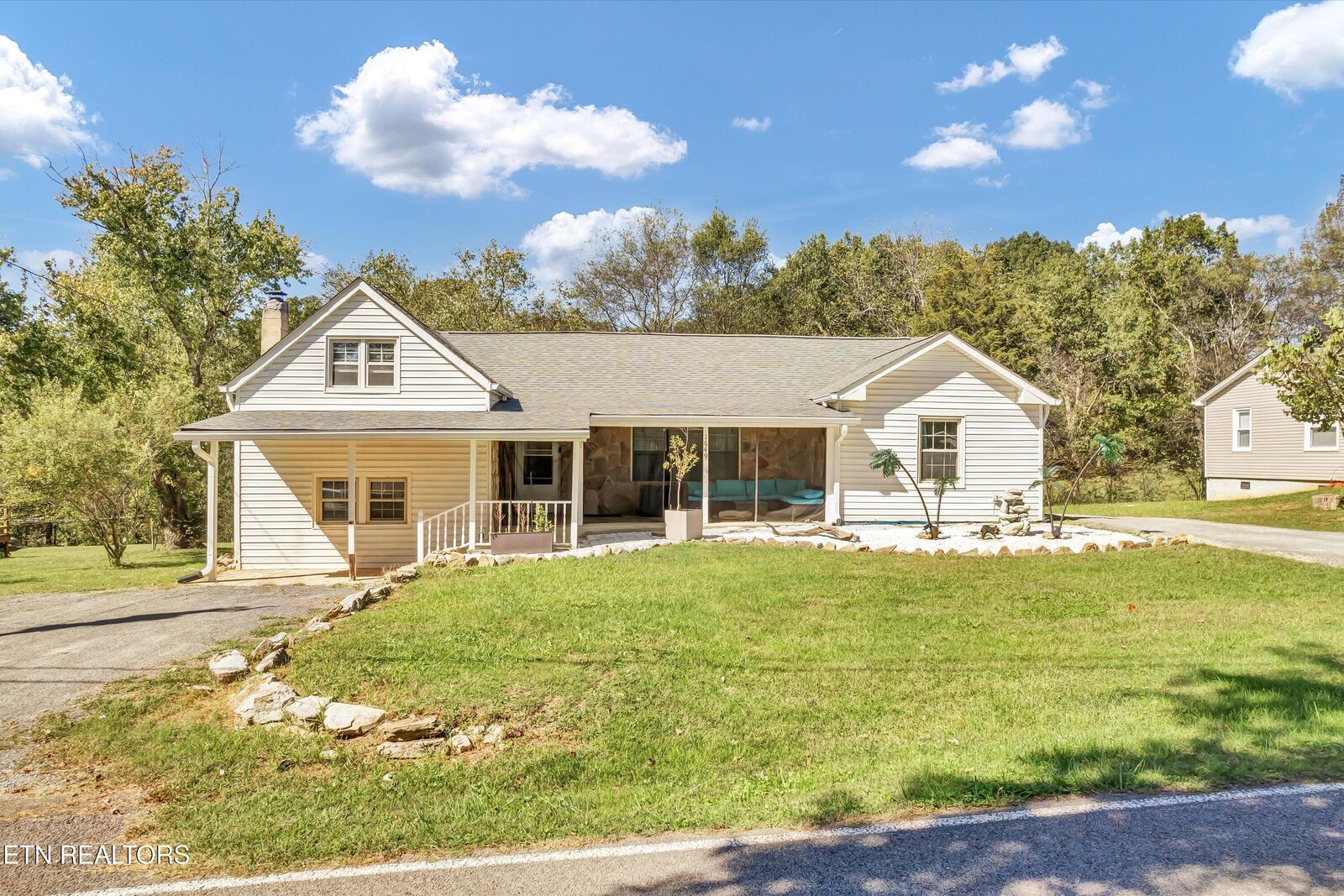Property Photo: 1649 Mountain Rd Rd TN 37705