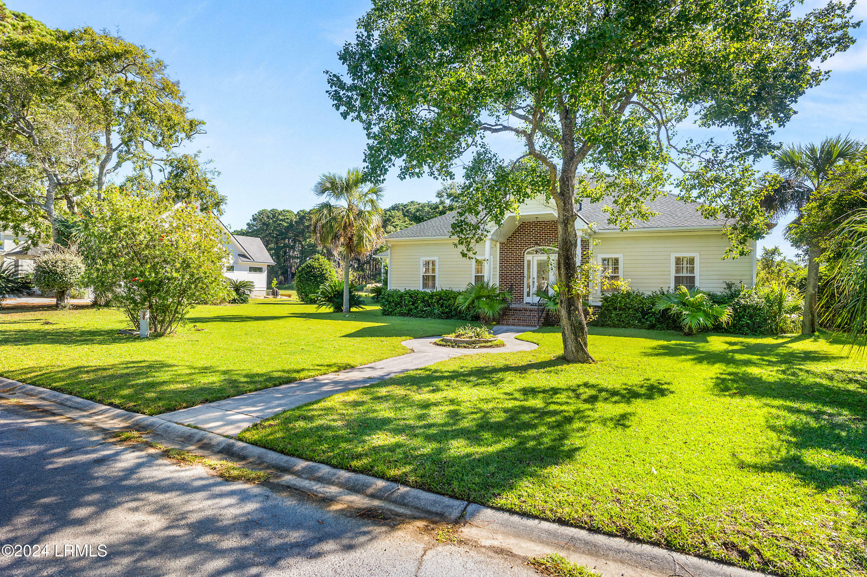 Property Photo:  27 E National Boulevard  SC 29907 