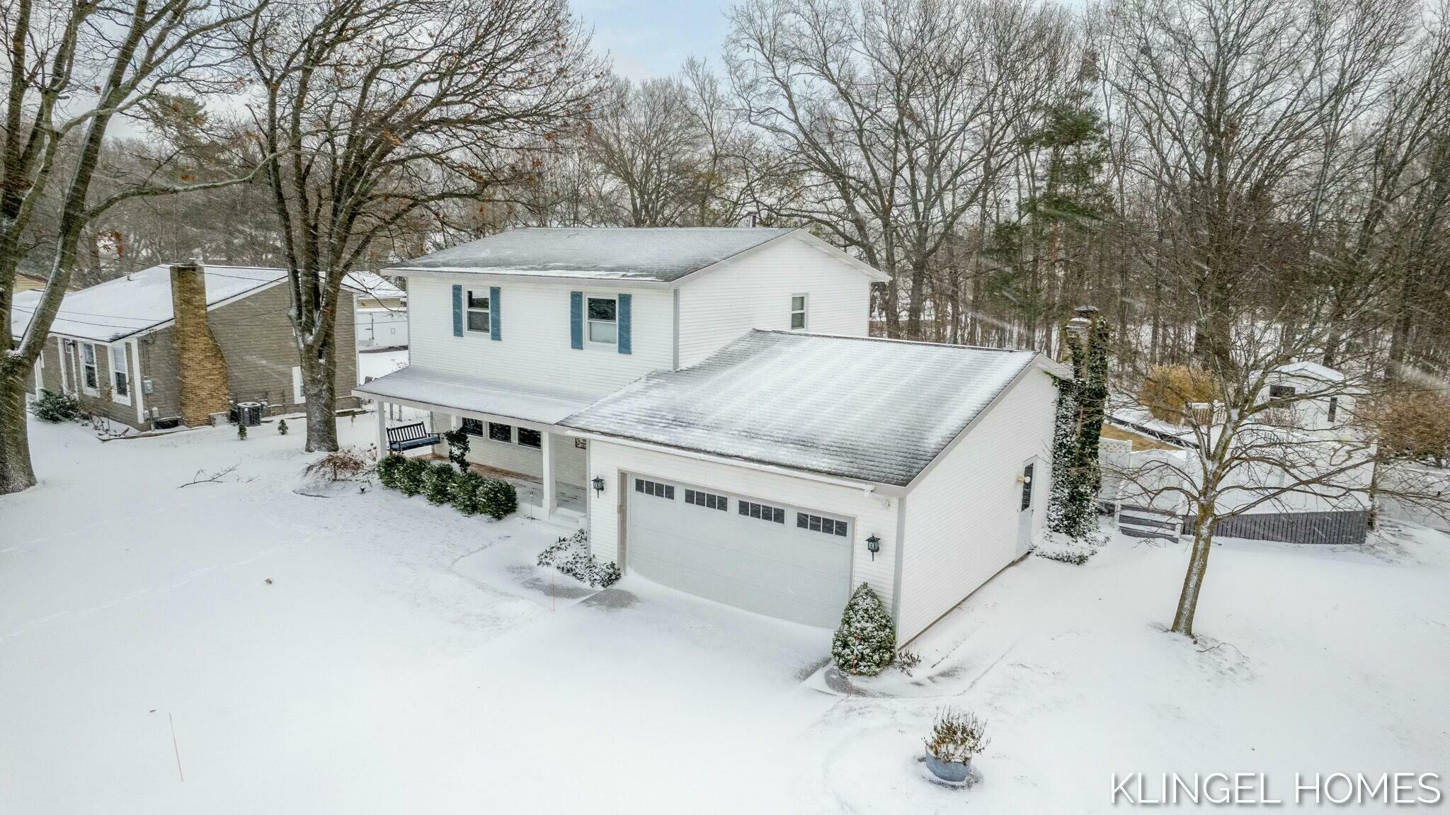 Property Photo:  420 S Lake Avenue  MI 49456 