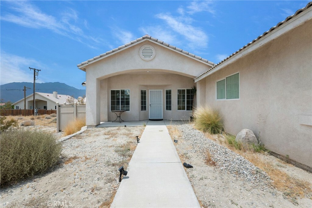 Property Photo:  16087 Bubbling Wells Road  CA 92240 