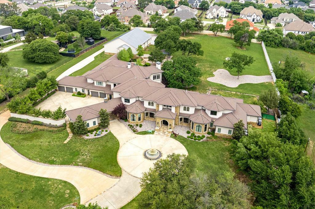 Property Photo: 940 W Dove Road TX 76092