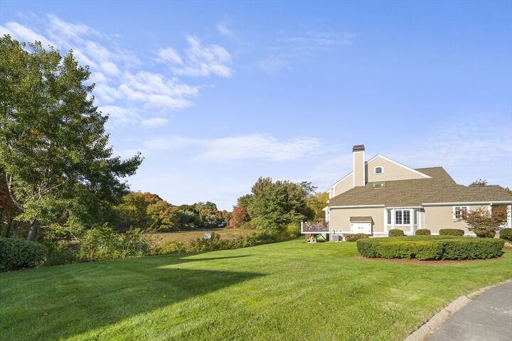 Property Photo:  410 Salem St 305  MA 01880 