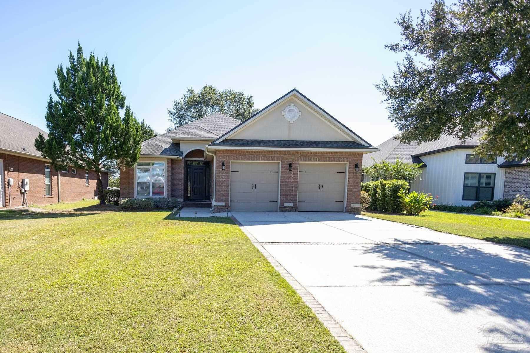 Property Photo:  5402 New Abbey Ln  FL 32583 