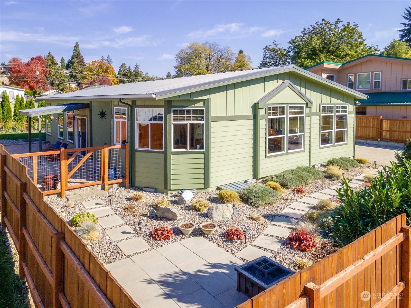 Property Photo:  186 McFadden Drive  WA 98831 