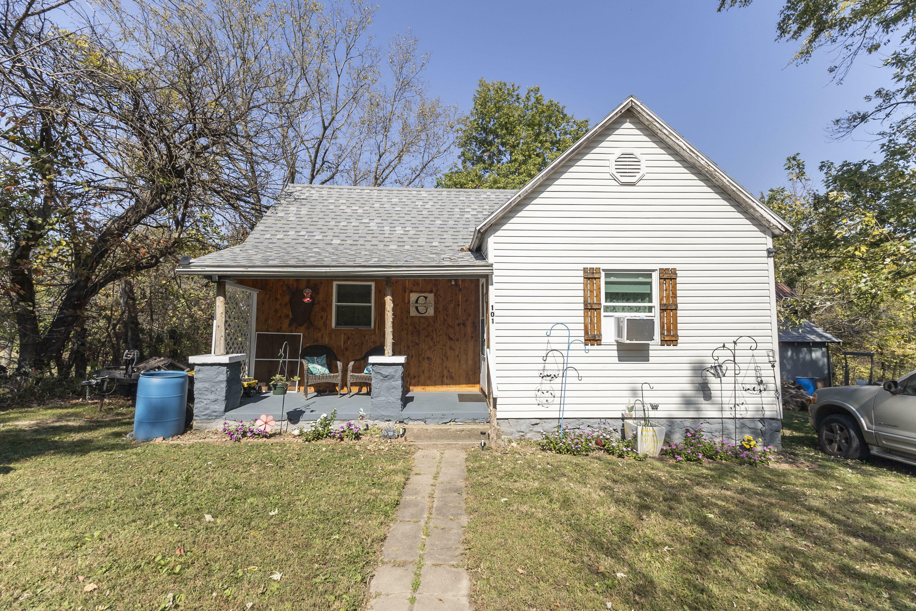 Property Photo:  101 Wabash  MO 65259 