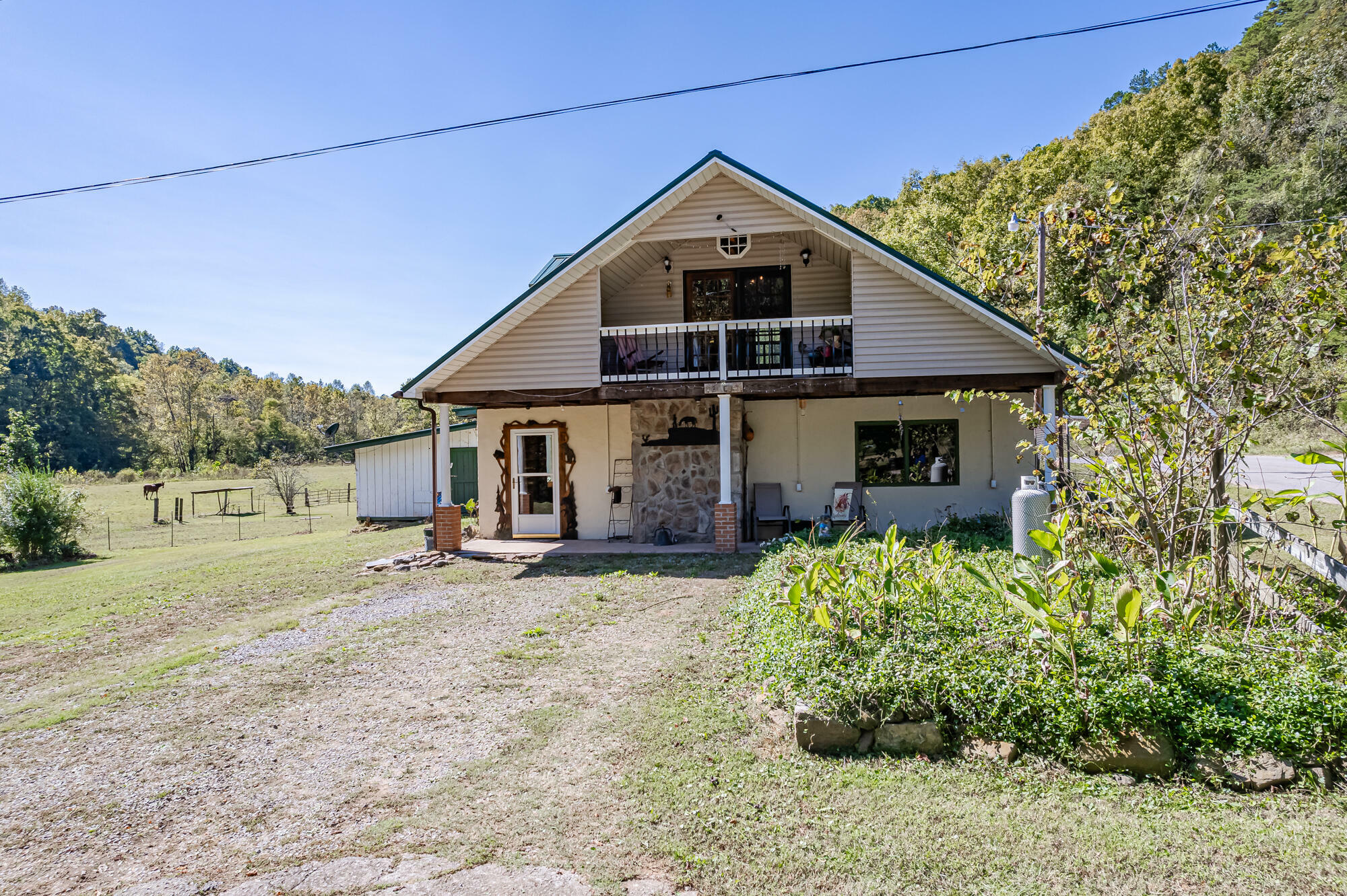 Property Photo:  2443 Fairview Road  TN 37354 