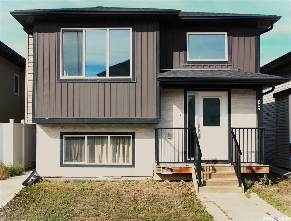 307 Bentley Lane  Saskatoon SK S7L 6L4 photo