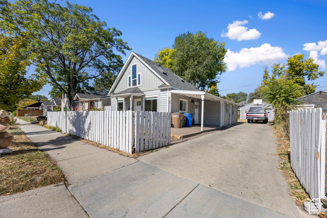 Property Photo:  327 E Coatsville Ave S  UT 84115 