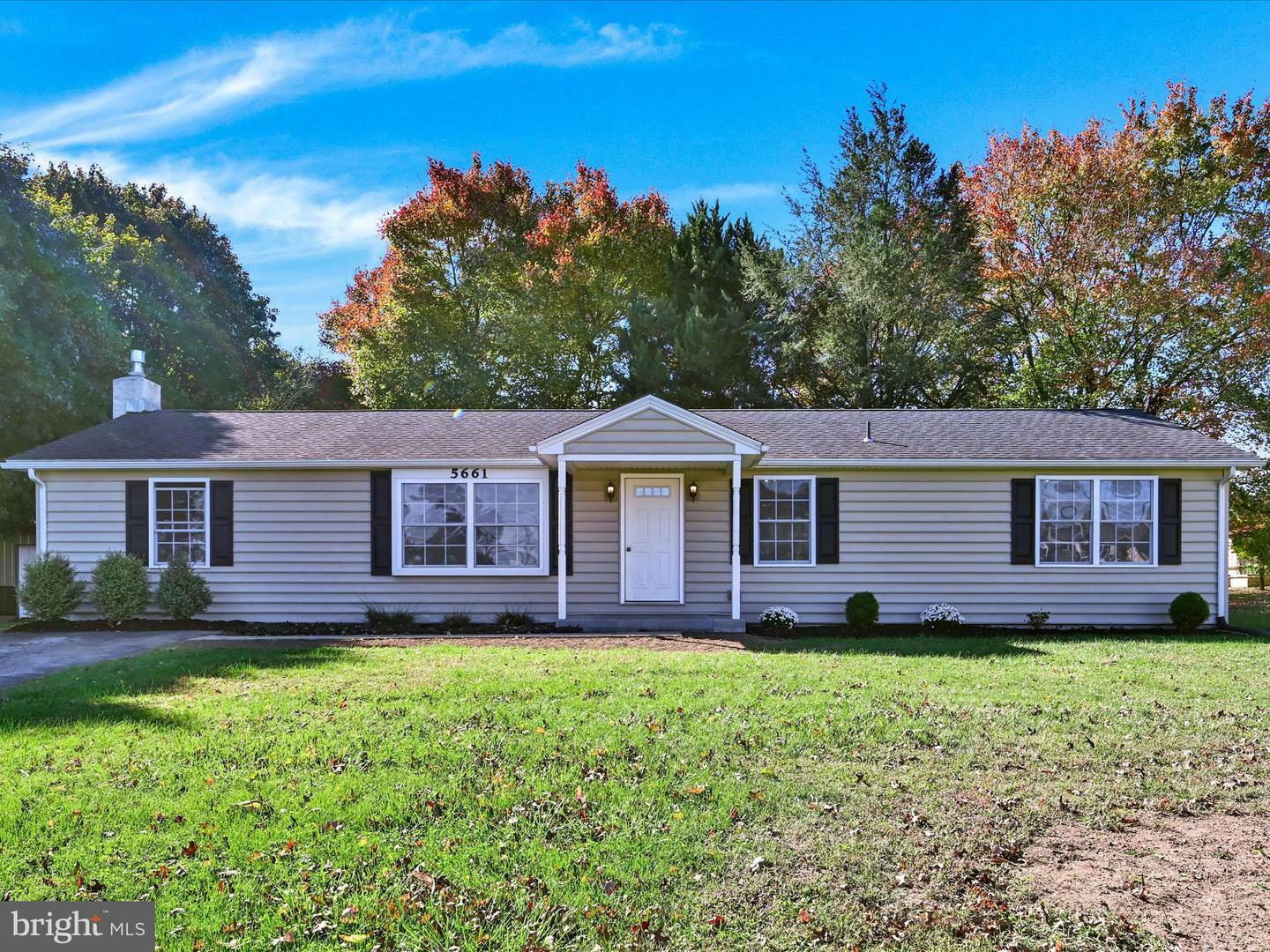 Property Photo:  5661 Strasburg Road  PA 19310 