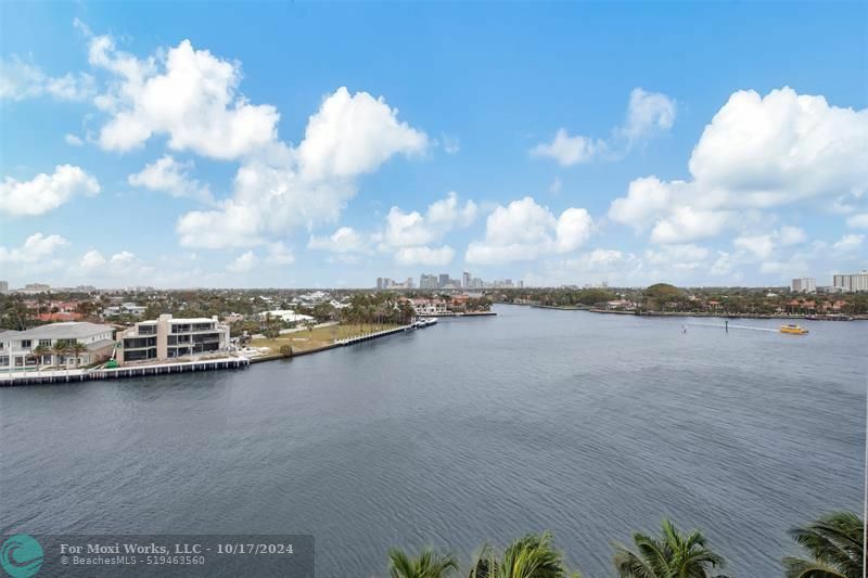 Property Photo:  3055 Harbor Dr 802  FL 33316 