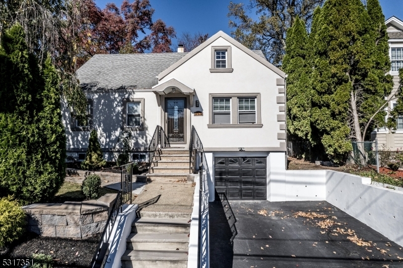 Property Photo:  358 Mountain Ave  NJ 07081 