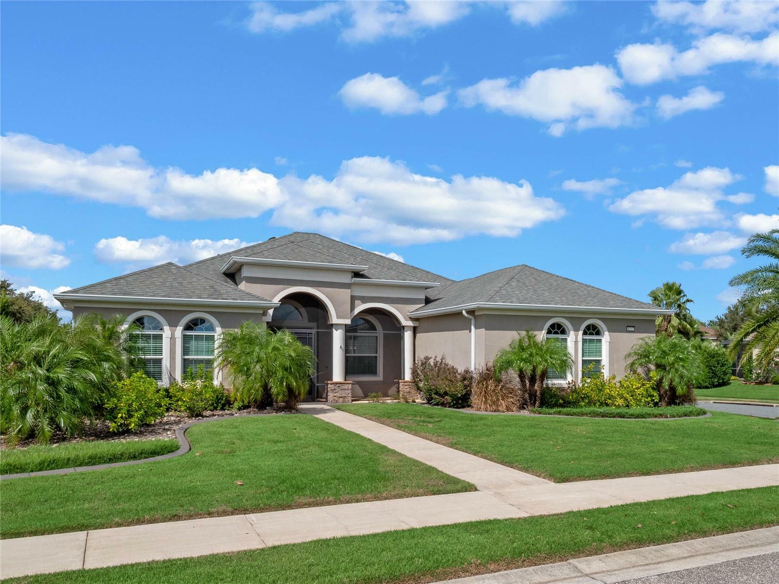 Property Photo:  8747 Bridgeport Bay Circle  FL 32757 