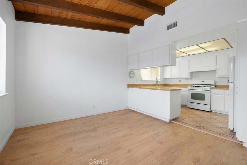 Property Photo: 1519 Calle Sacramento CA 92672