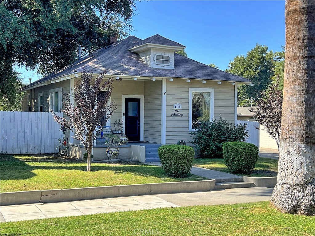 Property Photo:  4330 10th Street  CA 92501 