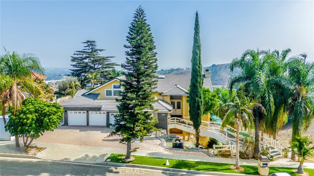 Property Photo:  2109 Scenic Ridge Drive  CA 91709 