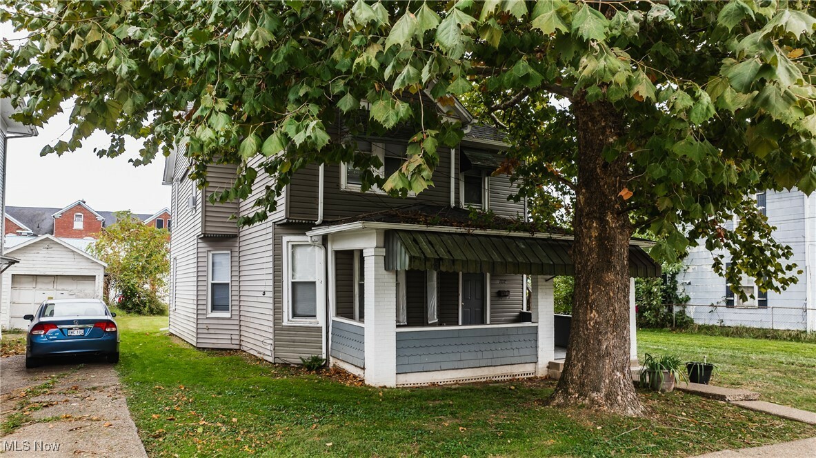 Property Photo:  1712 Beaver Street  WV 26101 