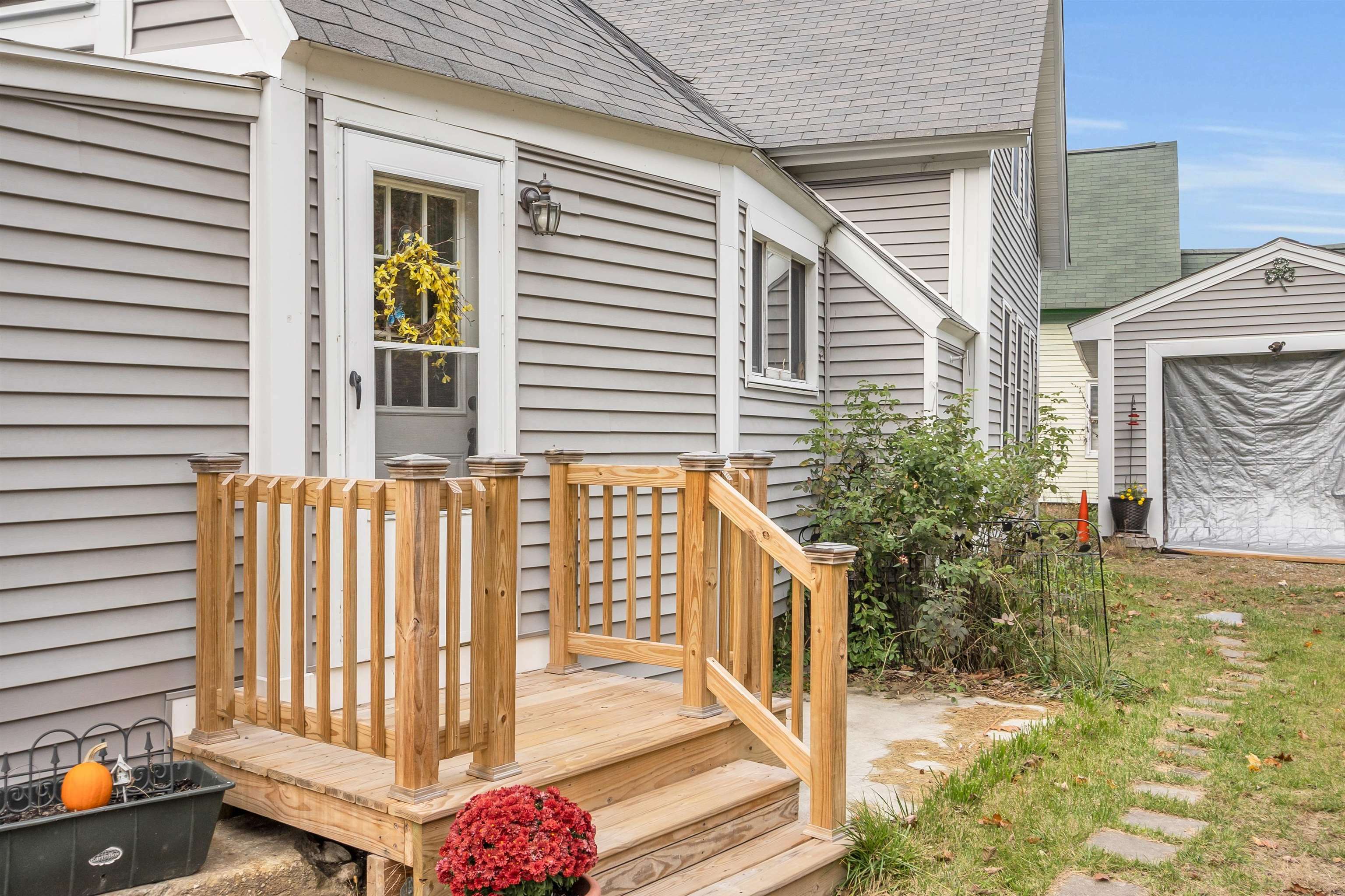 Property Photo:  64 Island Street  NH 03086 