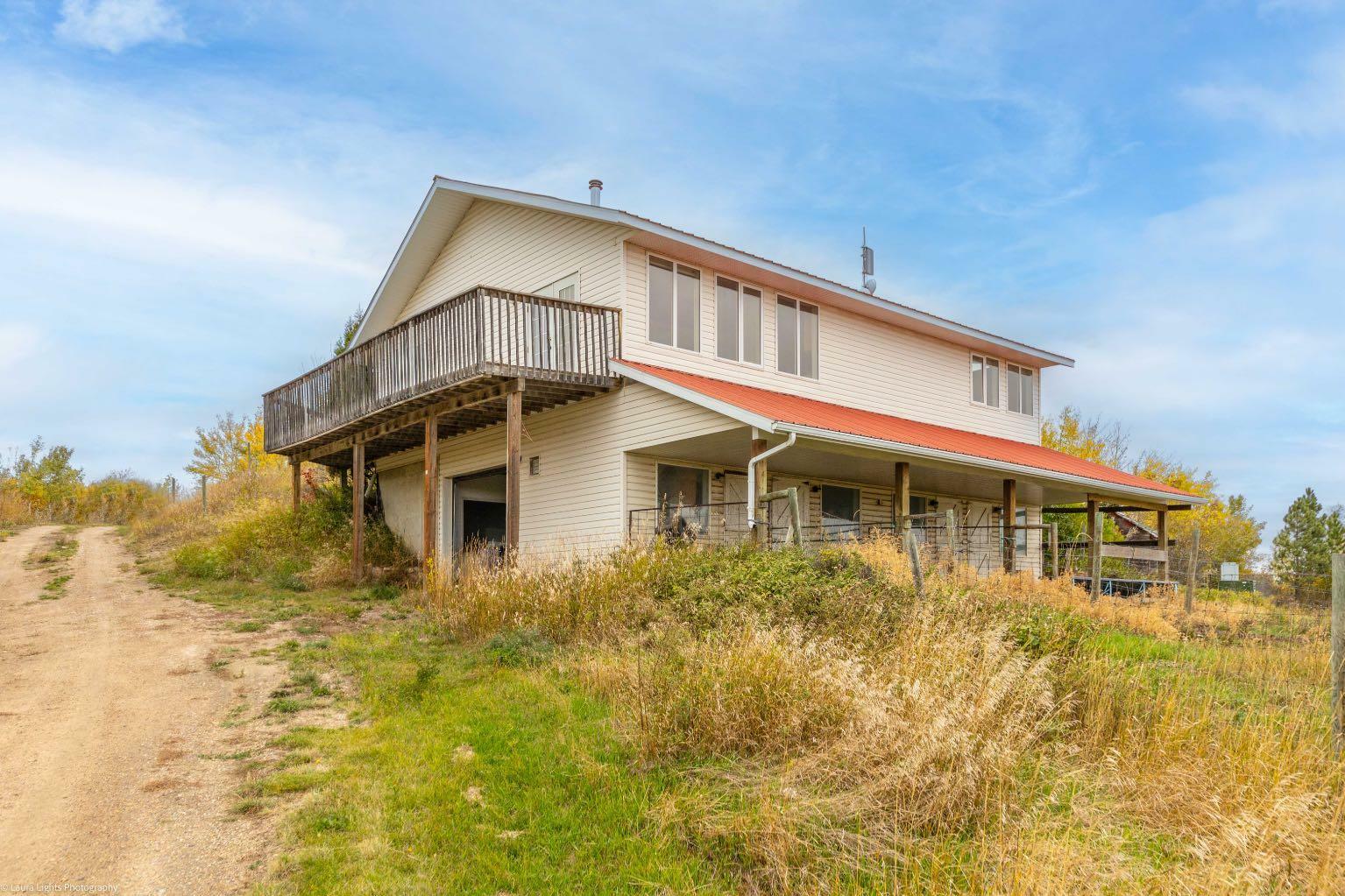 Property Photo:  52404 Rge Rd 3262  SK S0M 2G0 