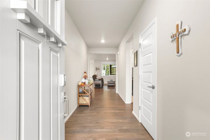 Property Photo: 13126 176th Street Ct E WA 98374