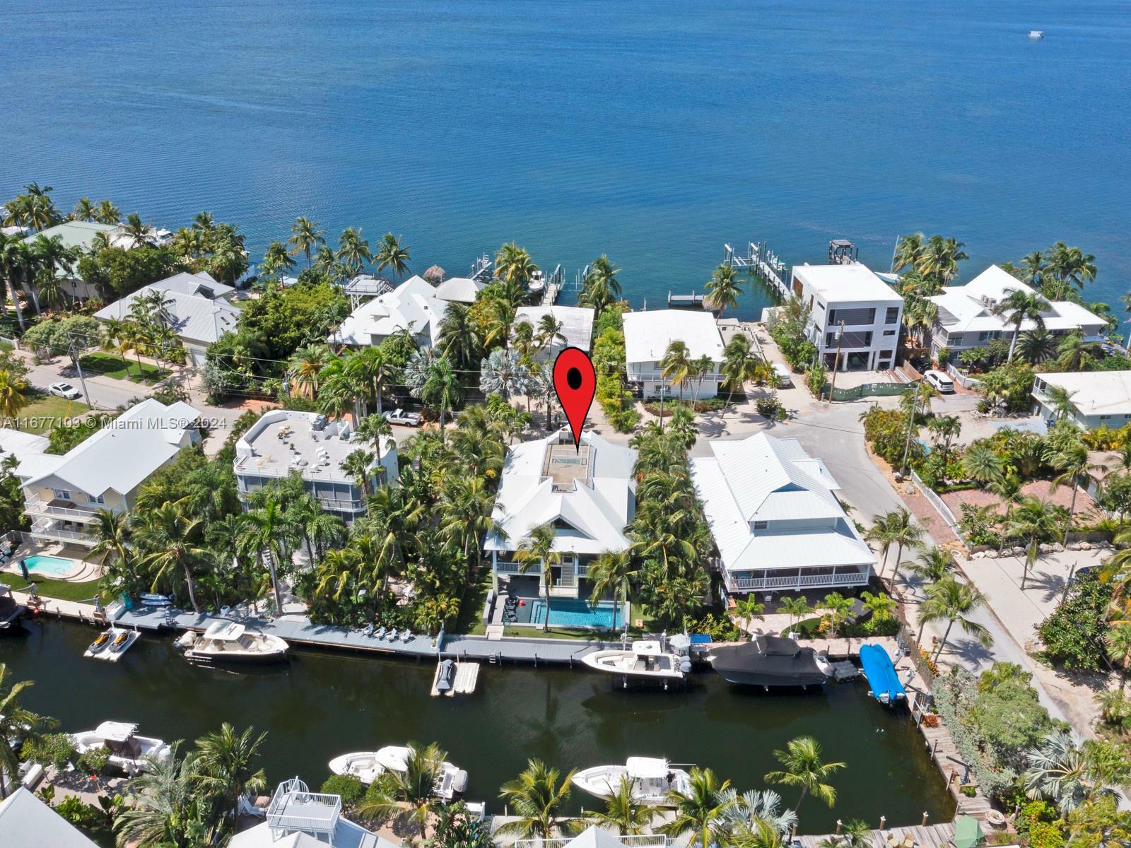 Property Photo:  3 North Dr  FL 33037 