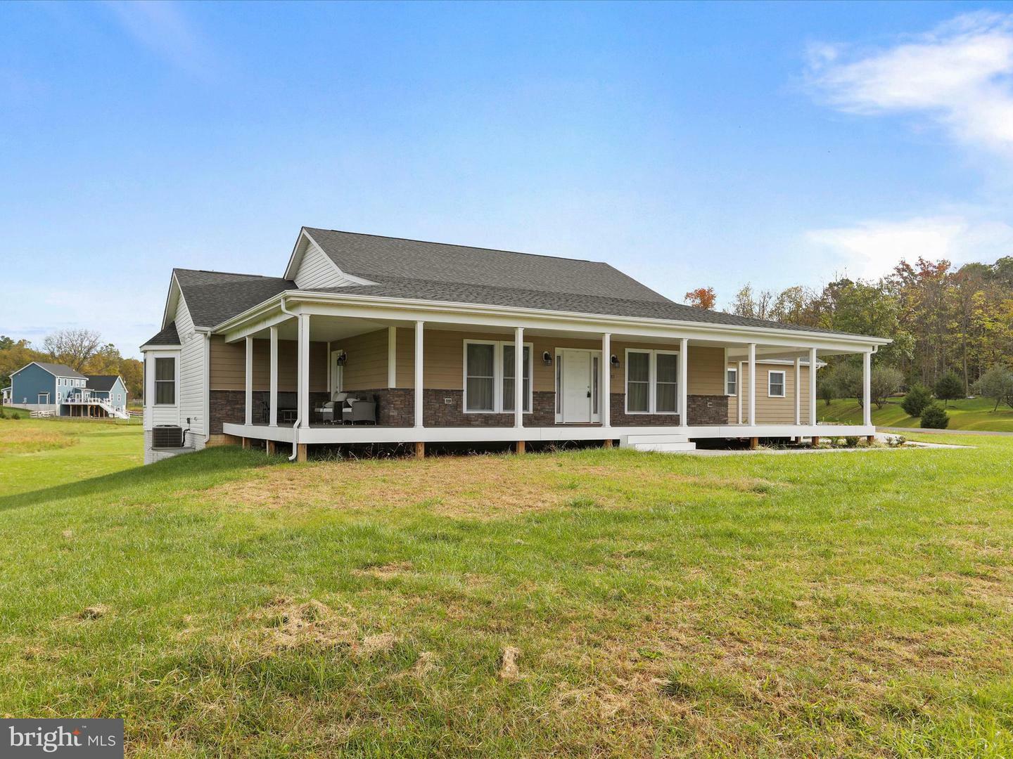 Property Photo:  83 Green Bulrush Court  WV 25443 