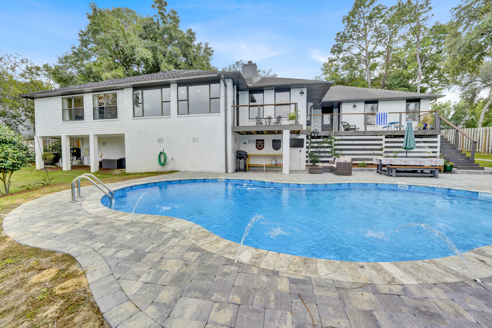 Property Photo:  340 Ruckel Drive  FL 32578 