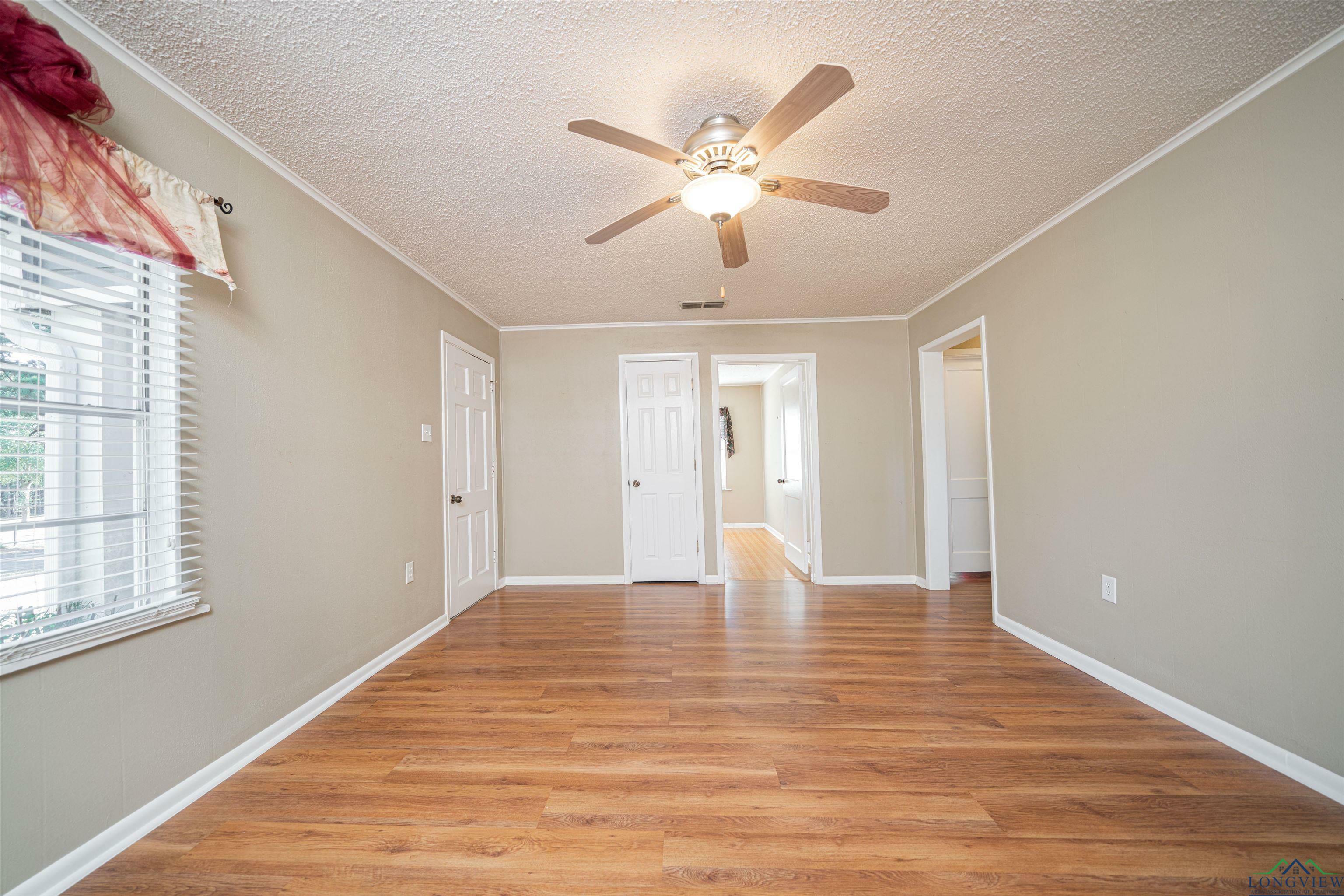 Property Photo:  421 N Central  TX 75650 