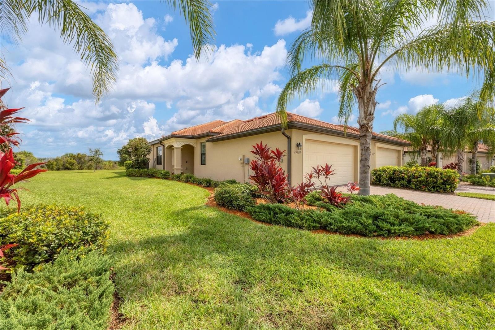 Property Photo: 23928 Skyflower Court FL 34293