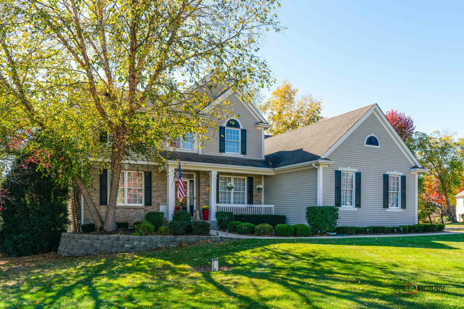 Property Photo:  1703 Mink Trail  IL 60013 