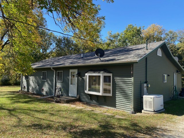 Property Photo: 7 Clearwater Point IL 61560