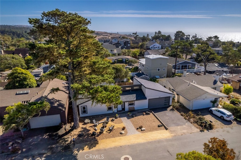 560 Lancaster Street  Cambria CA 93428 photo