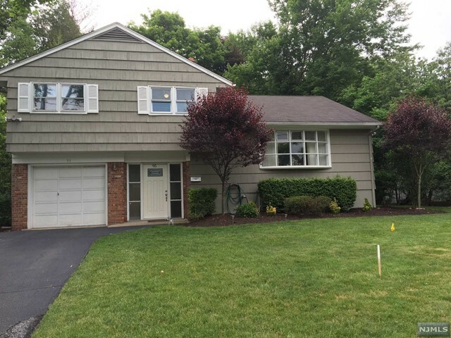 95 Walnut Drive  Tenafly NJ 07670 photo