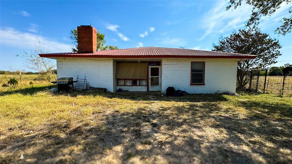 Property Photo:  1710 County Road 2600  TX 75447 