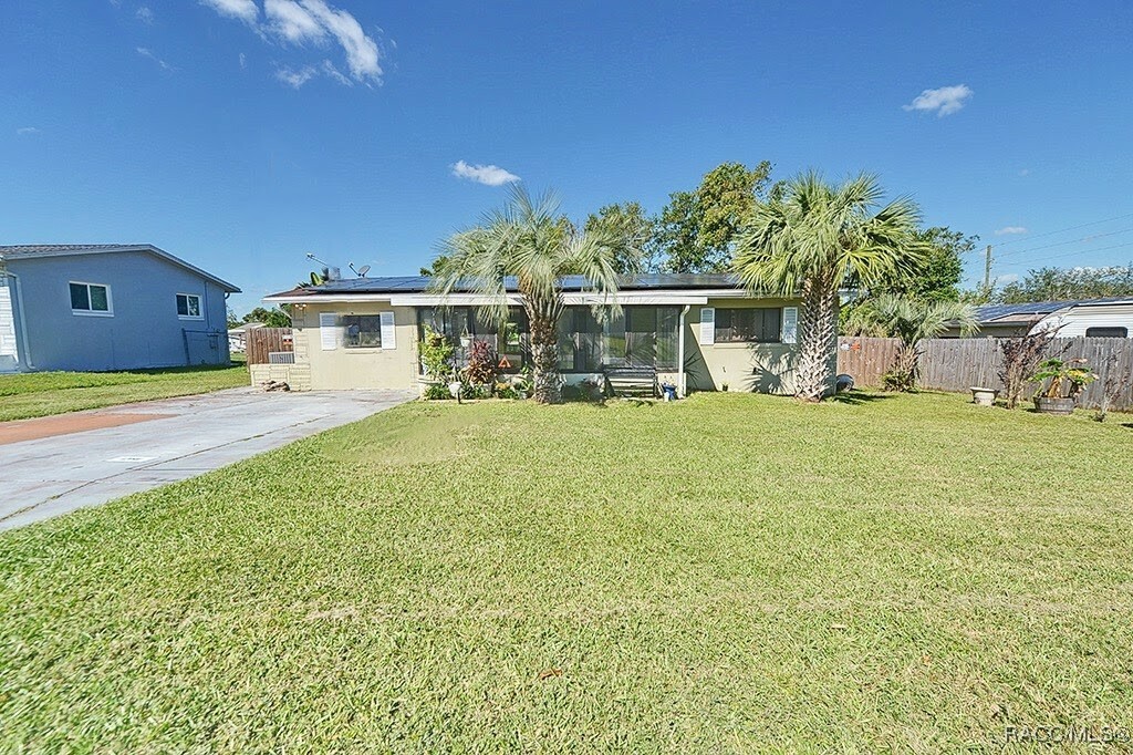 Property Photo:  74 S Harrison Street  FL 34465 