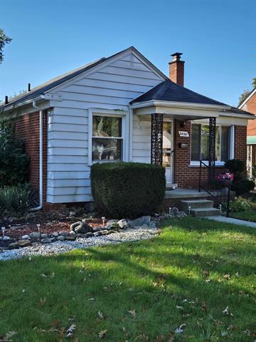 Property Photo:  24301 Colgate Street  MI 48125 