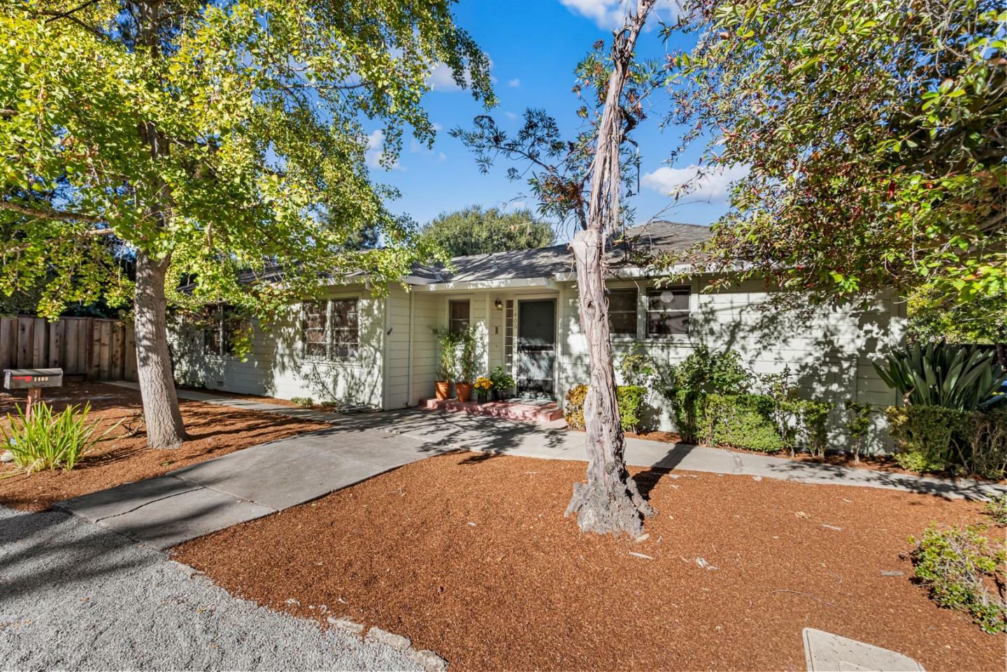 Property Photo:  1400 Stockbridge Avenue  CA 94061 