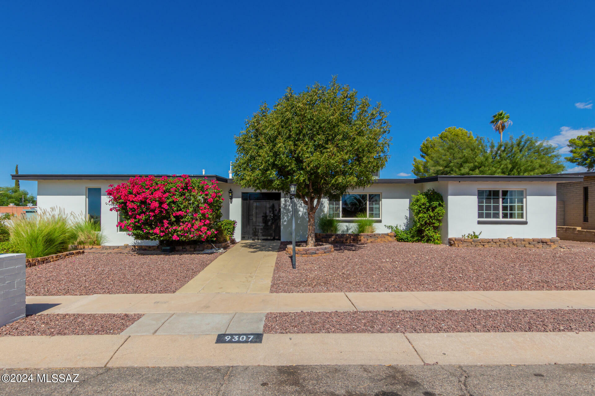 Property Photo:  9307 E Barbara Jean Place  AZ 85710 