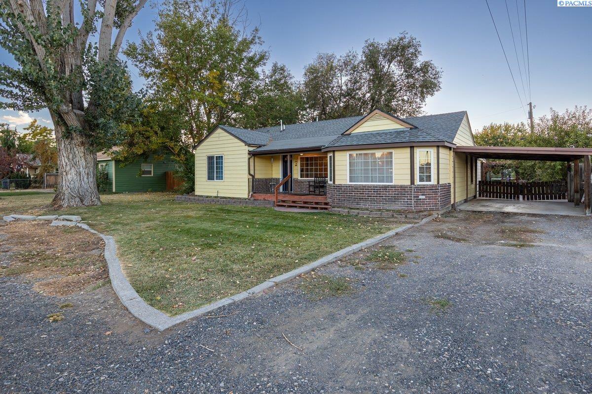 Property Photo:  10 S Irby Street  WA 99336 