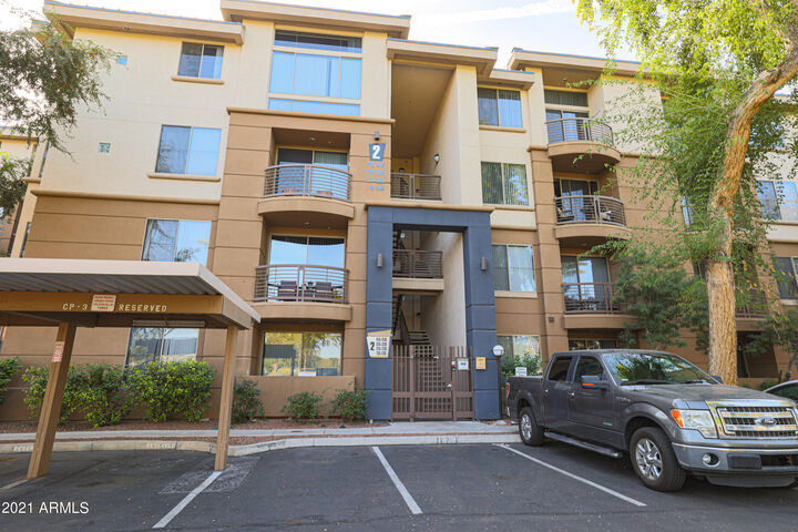 Property Photo:  1701 E Colter Street 322  AZ 85016
