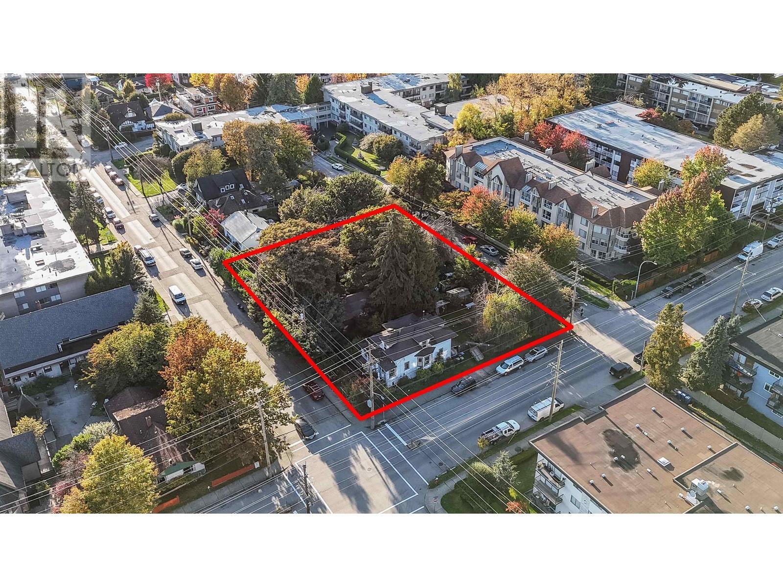 Property Photo:  1011 Fifth Avenue  BC V3M 1Y4 