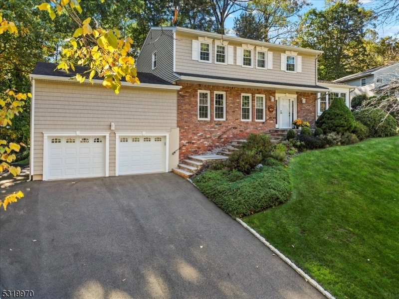 29 Pondview Rd  Parsippany-Troy Hills Twp. NJ 07950 photo